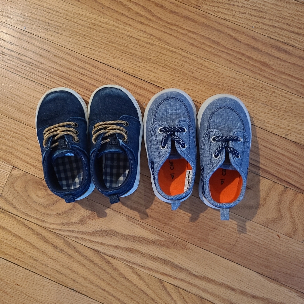 Carters boys shoes size 4